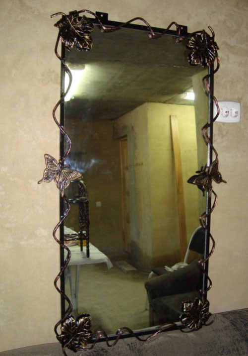 Кованые зеркала